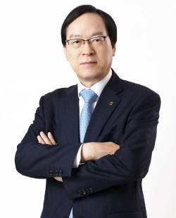 김용환 회장의 3연임이 점쳐지고 있다. ⓒ 농협금융지주