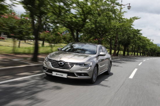 르노삼성 SM6는 상품성 강화한 2019년형 출시(3월) 이후 월 2000대 이상 판매를 유지하고 있다. ⓒ 르노삼성자동차