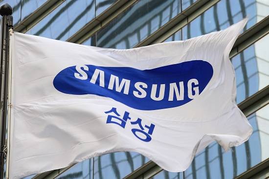 삼성전자가 캐시카우로 자리 잡은 메모리반도체의 뒤를 이을 신성장동력으로 CMOS 이미지센서를 낙점했다. ⓒ 뉴스1