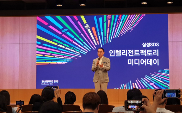삼성SDS가 28일 미디어데이를 열어 '인텔리전트팩토리' 사업을 더욱 강화하겠다고 밝혔다. 사진은 홍원표 대표. ⓒ 프라임경제