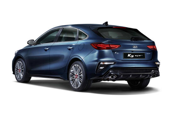 K3 GT 라인업은 펀 드라이빙에 최적화된 주행 성능 및 엣지 있는 비주얼 요소로 차별화된 상품성을 선사한다. ⓒ 기아자동차
