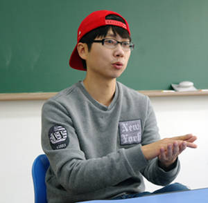 허준석 교사. 자신이 '유튜버 크리에이터'가 되기까지 지나온 시간을 이야기 하고 있다. ⓒ 프라임경제