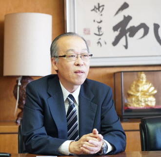 이토 가츠야 오리엔탈건강검진센터 전무가 오랜 시간 나고야 주민들의 신뢰를 얻어온 비결을 설명하고 있다. ⓒ 프라임경제