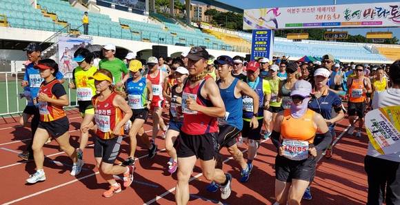 지난해 제18회홍성마라톤대회 장면. ⓒ 홍성군청