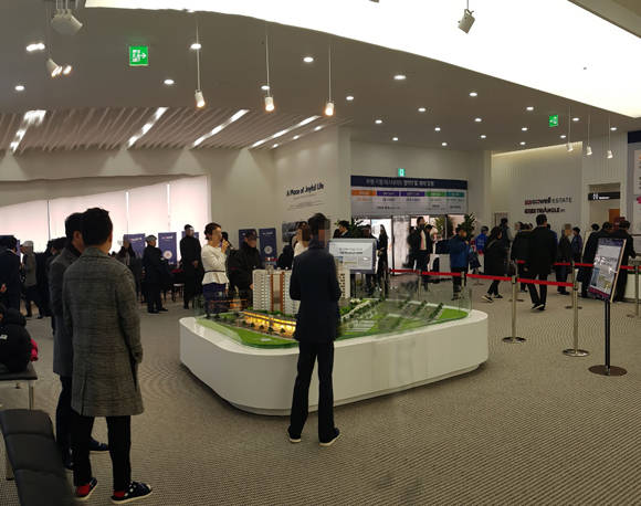 '부평 지웰 에스테이트'는 한국자산신탁이 시행하고 신영건설이 시공한 아파트로 지난 15일 견본주택을 개관했다. = 장귀용 기자