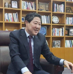 유기준 자유한국당 의원은 민주화 운동으로 젊은 날 고초를 겪은 바 있다. ⓒ 프라임경제