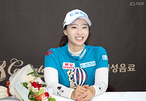 KLPGA투어 15년째를 맞이한 홍란이 '제9회 롯데 칸타타 여자오픈'에 출전하며 KLPGA 300경기 출전 기록을 달성했다. ⓒ KLPGA