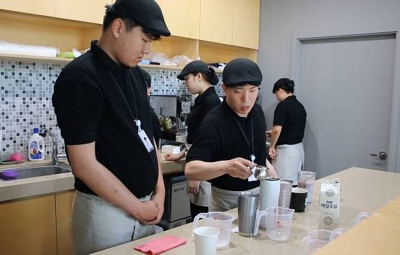 SK이노베이션이 자회사형 장애인 표준사업장 설립, 장애인 일자리 창출 등 사회적 책임 경영 강화에 나선다. ⓒ SK이노베이션