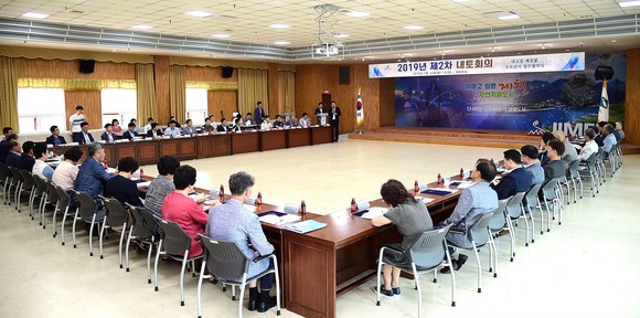 내고장 제천愛 주소갖기 범시민 자율실천운동 업무협약식 체결 장면. ⓒ 제천시