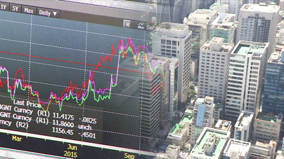 상장사 임원들이 주가 하락을 방어하기 위해 자사주 매입에 힘을 쓰고 있다. ⓒ 연합뉴스