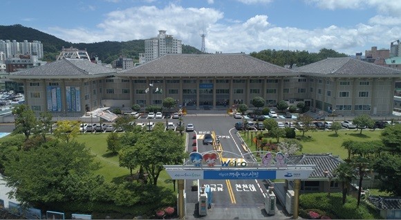 여수시청 전경. ⓒ 여수시