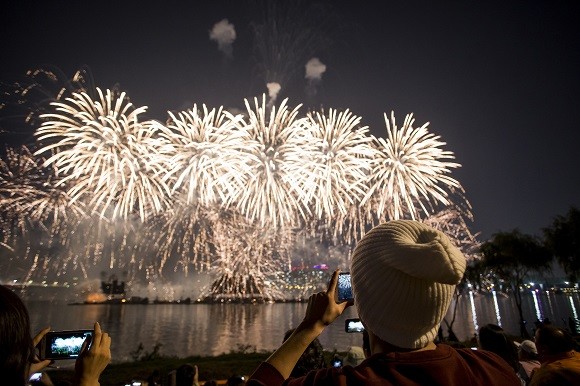 한화와 함께하는 서울세계불꽃축제 2019가 오는 10월5일 여의도 한강공원에서 개최된다. ⓒ 한화