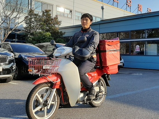순천우체국 김보현 집배원. ⓒ 전남지방우정청