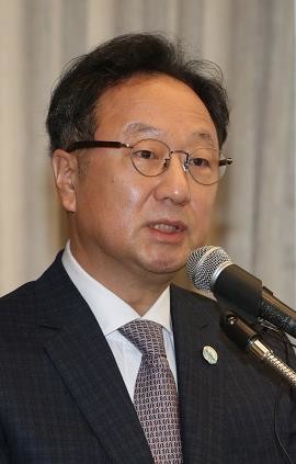 검찰이 인보사 사태와 관련해 이우석 코오롱생명과학 대표에게 대해 구속영장을 청구했다. ⓒ 연합뉴스