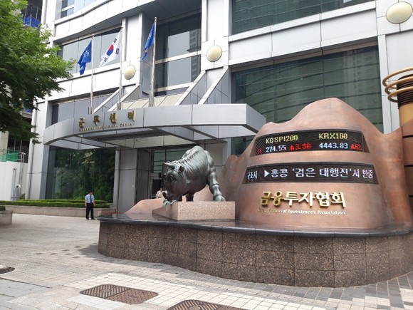 27일 K-OTC시장 일일거래대금이 236억원을 돌파하면서 시장 개설 이후 사상 최고치를 기록했다. ⓒ 프라임경제