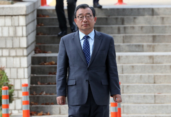 이정현 무소속 의원은 16일 세월호 참사 관련 보도 개입 판결 후 본인의 SNS 계정을 통해 세월호 유가족들에게 사과를 드린다는 입장을 밝혔다. ⓒ 연합뉴스