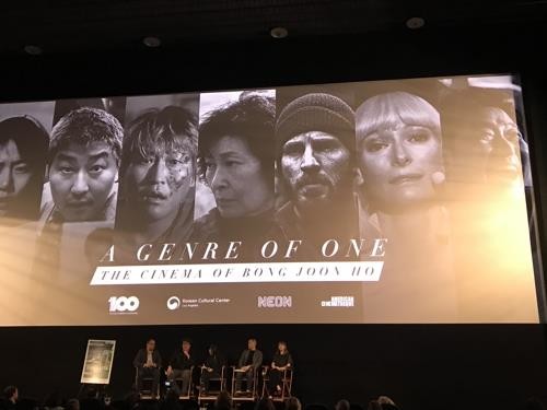봉준호 감독이 연출한 살인의 추억, 괴물, 마더, 기생충 등 네 작품은 미국 대학교재로 삼아 한국의 현대 사회를 공부하게 된다. ⓒ 로스앤젤레스=연합뉴스
