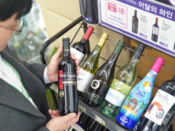 CU 주류 카테고리에서 와인이 39.2%의 매출을 기록했다. ⓒ CU
