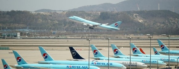 산업은행과 수출입은행이 코로나19 사태로 직격탄을 맞은 대한항공에 1조원대 규모로 자금을 지원하기로 했다. ⓒ 연합뉴스