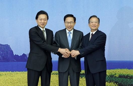 지난 2010년 5월29일, 한중일 정상회의를 위해 제주도에 모인 3국 정상들. Ⓒ 청와대
