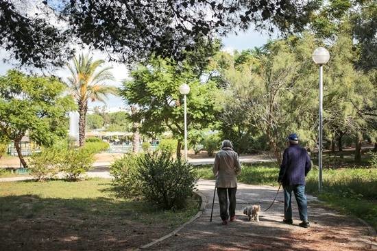 평균 수명이 늘어나고 있는 지금, 사전에 노후 준비를 마친 금퇴족에 대한 관심이 늘어나고 있다. ⓒ 연합뉴스