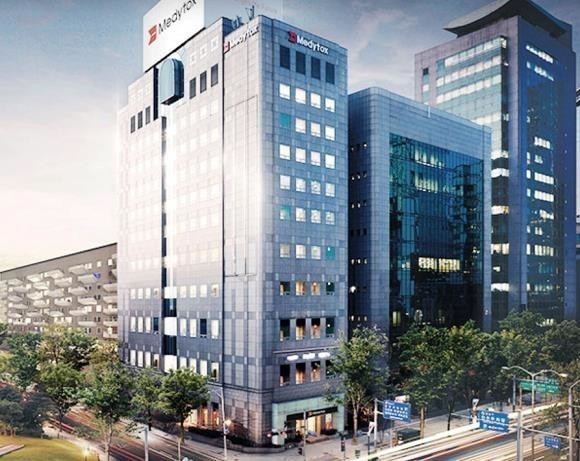 메디톡스는 14일 "대웅이 제기한 모든 주장은 ITC 행정판사가 받아들이지 않은 내용일 뿐"이라며 "예비판결로 진실이 밝혀진 것"이라고 주장했다. © 메디톡스