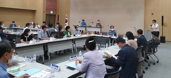 지방보조금 감시관 위촉식 개최모습. ⓒ 충남도