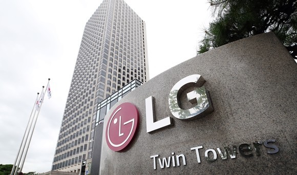 LG화학의 전지사업본부(배터리 사업) 분사 지휘권자가 권영수 LG그룹 부회장이라는 주장이 제기되고 있다. ⓒ 연합뉴스