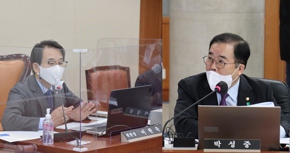 이원욱 과방위원장(왼쪽)과 박성중 국민의힘 의원. ⓒ 각 의원실