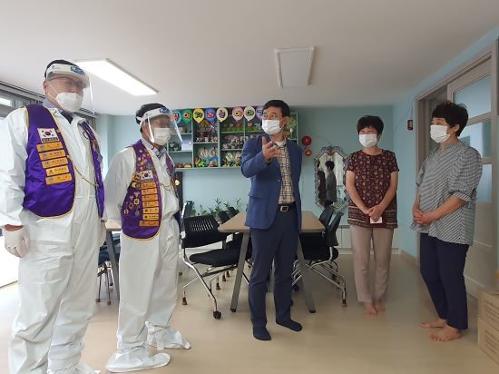 광주광역시사회서비스원은 지난 9월부터 관내 사회복지시설을 대상으로 소방, 가스, 전기, 시설, 방역 안전점검 지원사업을 진행하고 있다. ⓒ 광주광역시사회서비스원
