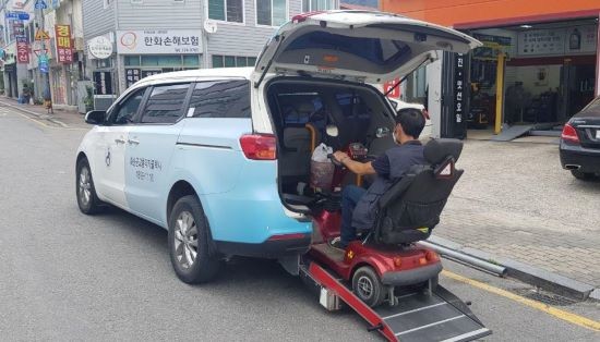 화순 장애인 콜택시. ⓒ 화순군