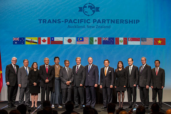 10년 전 제18차 APEC(아.태경제협력체) 정상회의가 열린 13일, 아시아태평양경제협력체(APEC) 21개 회원국들이 현 환태평양경제동반자협력(TPP)에 관해 처음으로 논의했다. ⓒ 뉴질랜드 외교부