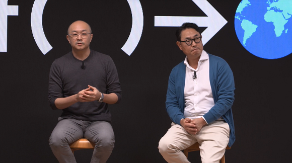 조수용(왼쪽), 여민수 카카오 공동대표가 18일 기자간담회를 열고 신규 서비스와 플랫폼 개편 내용을 공개했다. ⓒ 온라인 기자간담회 캡처