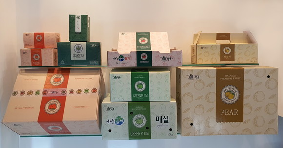 하동군이 개발한 BI 패키지 디자인. ⓒ 하동군