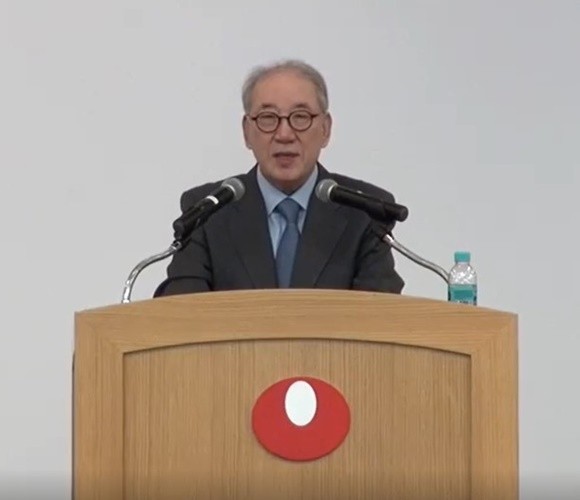 박준 농심 대표이사 부회장이 1월2일 서울 본사에서 진행한 2020년 시무식에서 신년사를 하고 있다. ⓒ 농심