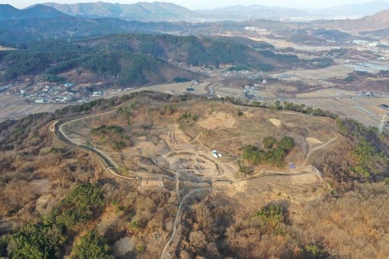 성산산성 전경. ⓒ 함안군