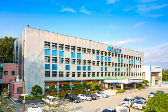 경북 경산시청사 전경. = 김진호 기자