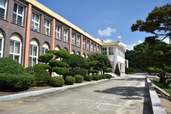 안의중학교 전경. ⓒ 함양군