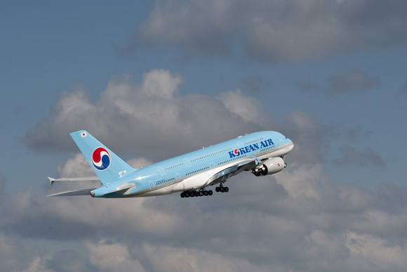 대한항공의 A380 항공기가 이륙하는 모습. ⓒ 대한항공