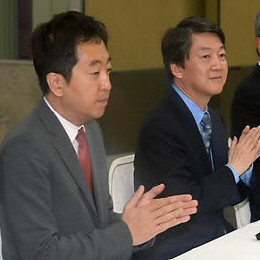 왼쪽부터 금태섭 무소속 서울시장 예비후보와 안철수 국민의당 서울시장 예비후보. ⓒ 연합뉴스