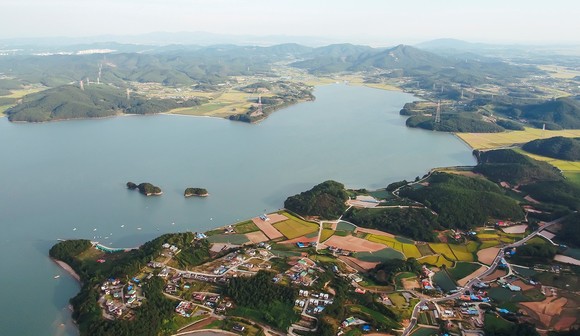 가로림만 전경(팔봉~대산). ⓒ 서산시