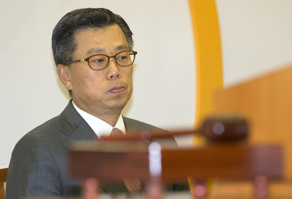 검찰이 조대식 SK수펙스추구협의회 의장을 배임 혐의로 재판에 넘겼다. ⓒ 연합뉴스