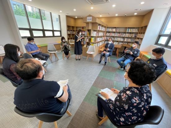 광주 동구는 신규 아파트를 중심으로 '찾아가는 아파트공동체 설명회'를 개최하고 있다. ⓒ 광주광역시 동구청