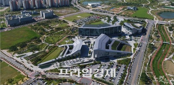 충남도청 청사 전경. ⓒ 프라임경제