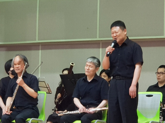 연주회 한 참석자는 "장애·비장애 단원들이 서로 돕고 배려하며 하나 된 하모니는 우리에게 음악 감상, 그 이상의 감동을 주었다"고 소감을 밝혔다. ⓒ 백설아