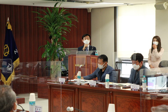조규일 진주시장이 이건희 미술관 문화분권·문화민주주 실현과 국토 균형발전을 위한 당위성을 설명하고 있다. ⓒ 프라임경제
