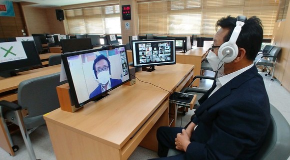 2021년 귀농·귀촌교육 과정 수료식 실시간 비대면 진행 모습. ⓒ 예산군