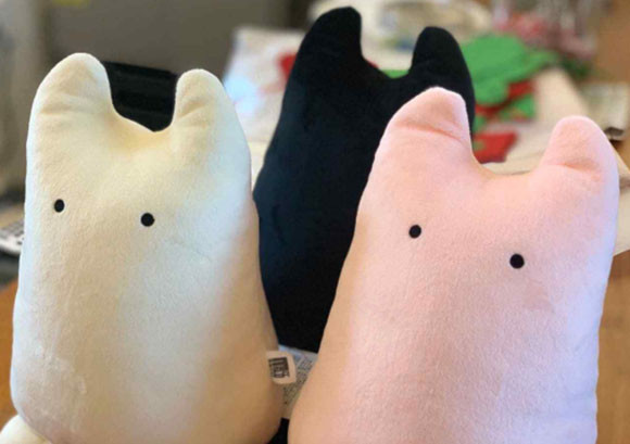사투리로 대화하는 인공지능 돌봄인형 자루(JARU). ⓒ 솔트룩스