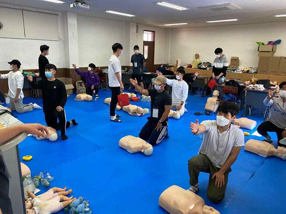 선린대학교는 간호보건계열(간호학부, 응급구조과)에서 재학생 대상으로 BLS-provider 자격 취득 프로그램을 실시했다. ⓒ 선린대학교