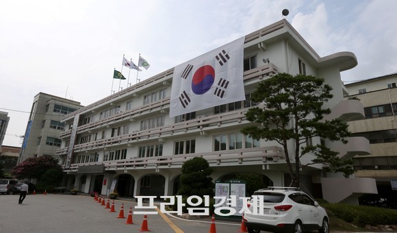 청주시청 청사 전경. ⓒ 프라임경제